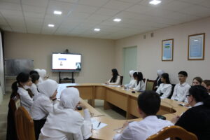 Read more about the article «Базовые коммуникативные навыки»