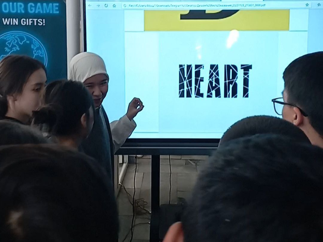 Read more about the article &laquo;INGLIZ TILI HAFTALIGI O’QUVCHILAR NIGOHIDA&raquo; TADBIRI JARAYONIDAN